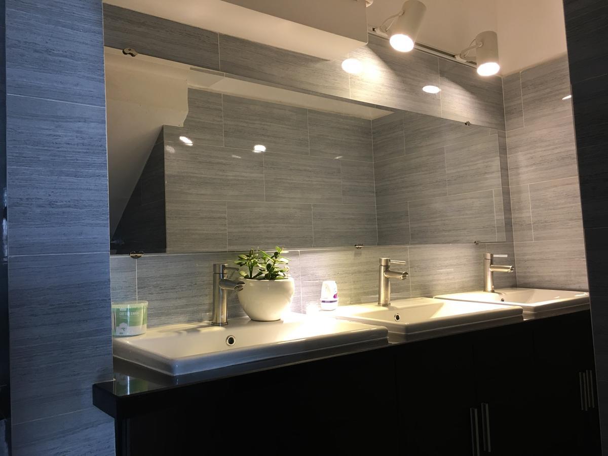 Penthouse Hostel & Spa 胡志明市 外观 照片